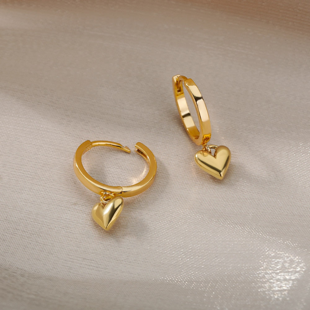 El Corazon Heart Earrings