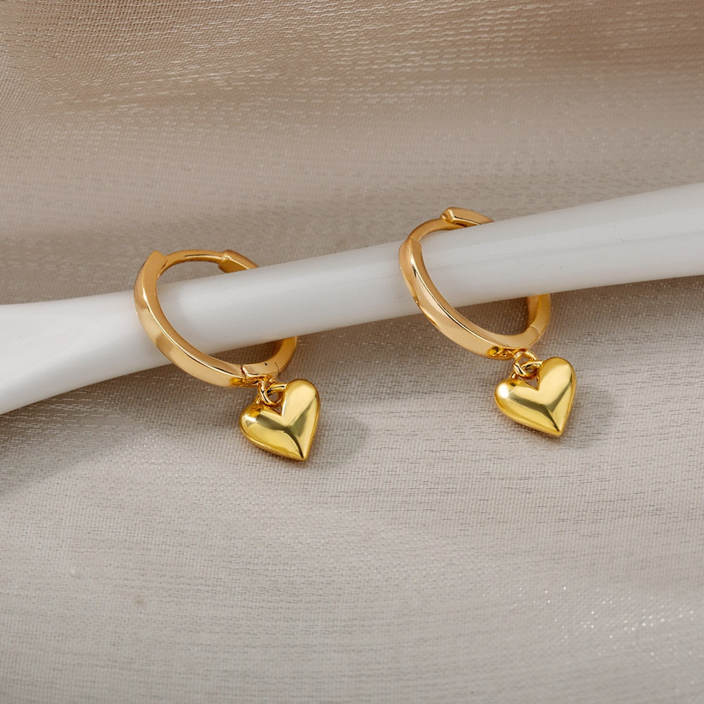 El Corazon Heart Earrings