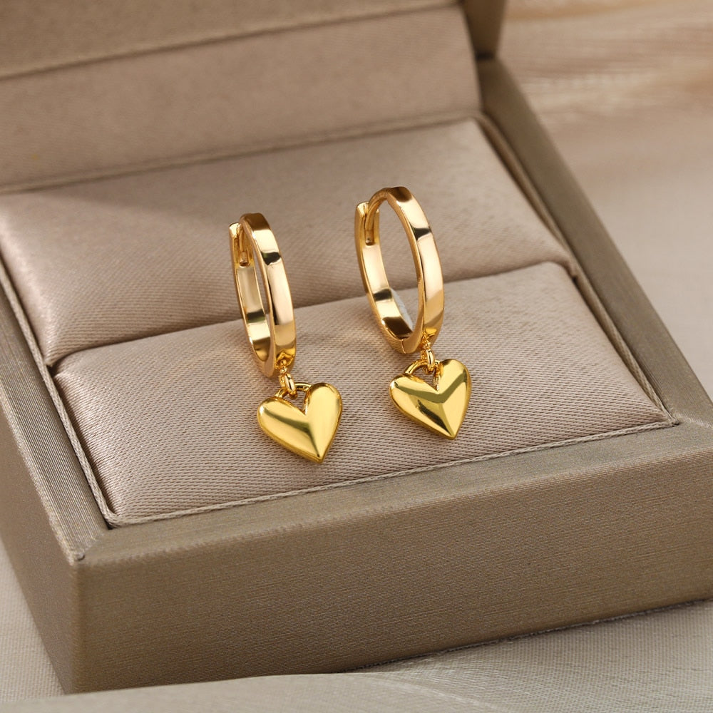 El Corazon Heart Earrings
