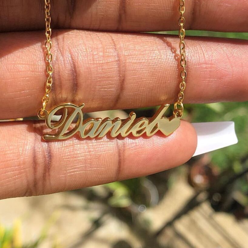 Mon Amour Name Necklace